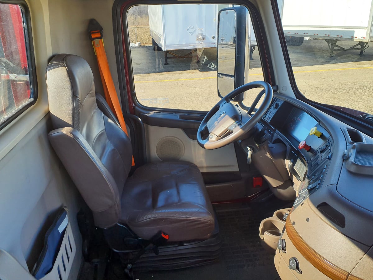 2018 Volvo VNL64TRACTOR 748608