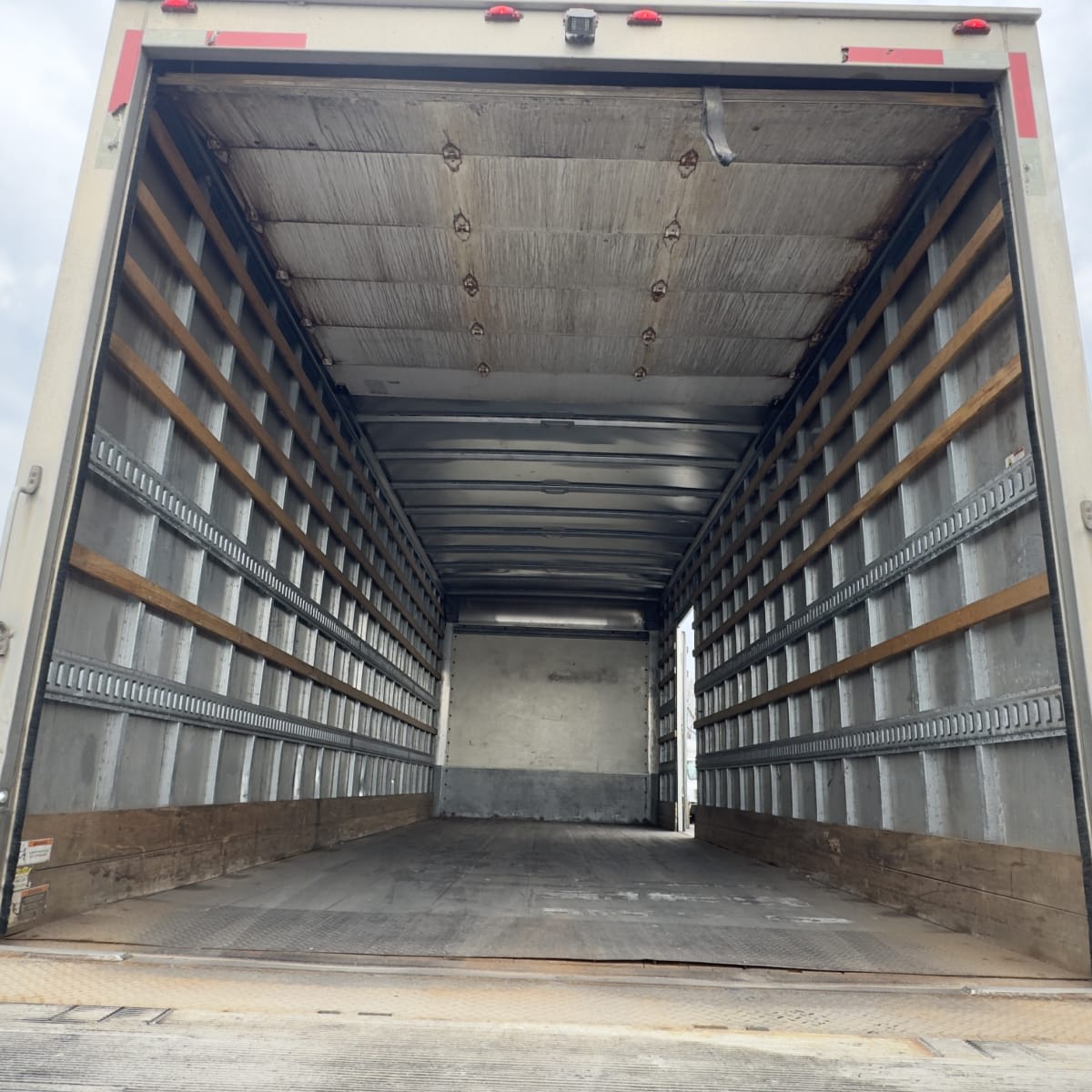 2018 Freightliner/Mercedes M2 106 748612
