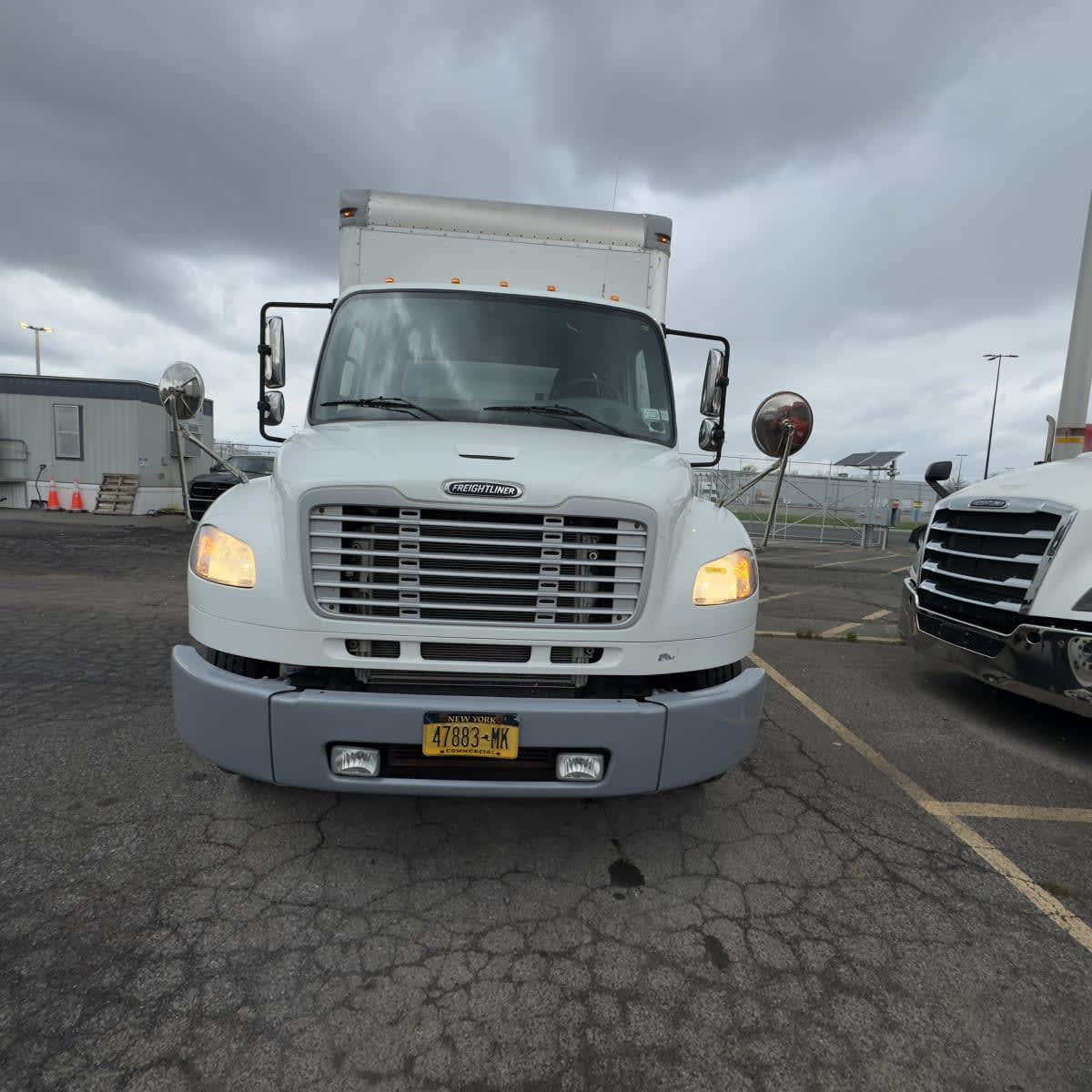 2018 Freightliner M2 106 748616