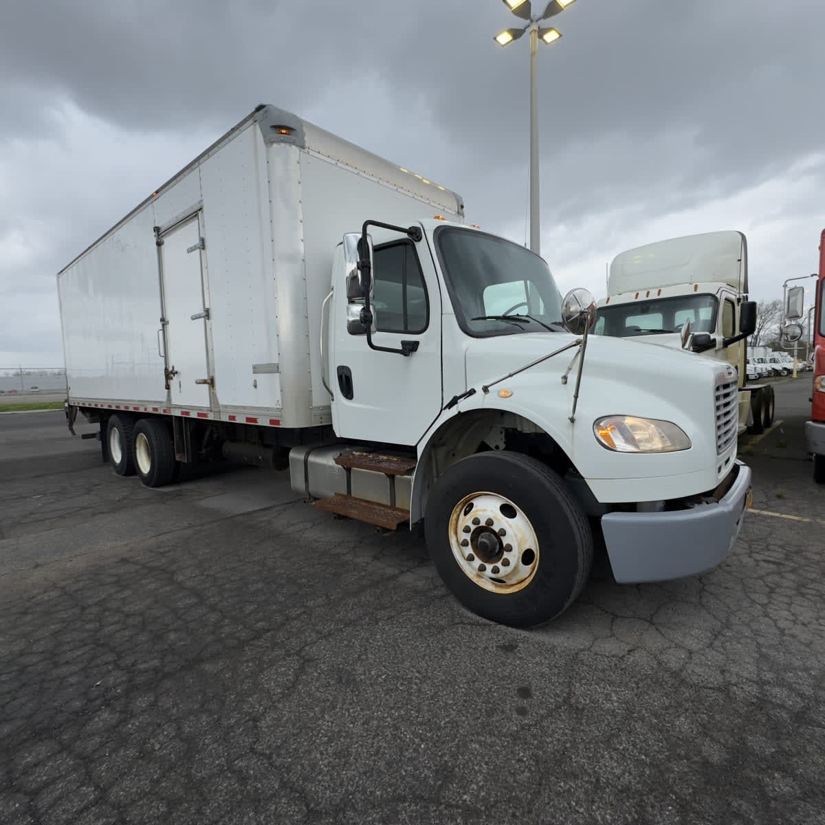 2018 Freightliner M2 106 748616