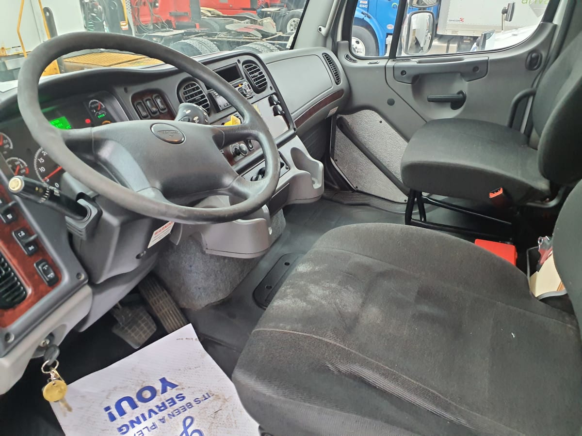 2018 Freightliner/Mercedes M2-112 748639