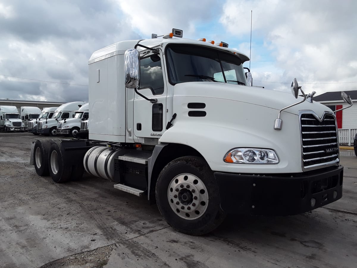 2018 Mack Trucks, Inc. CMM64T 748684