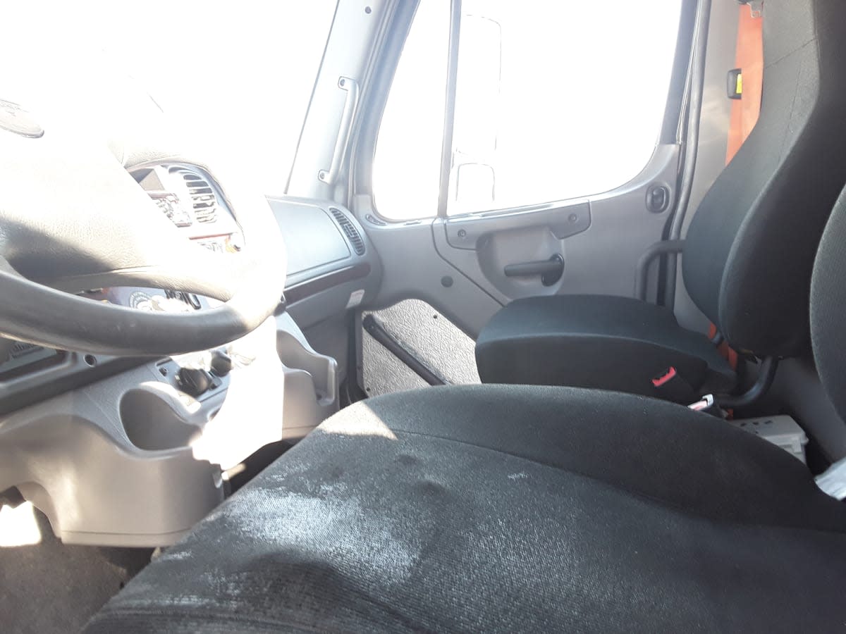 2018 Freightliner/Mercedes M2 106 748753