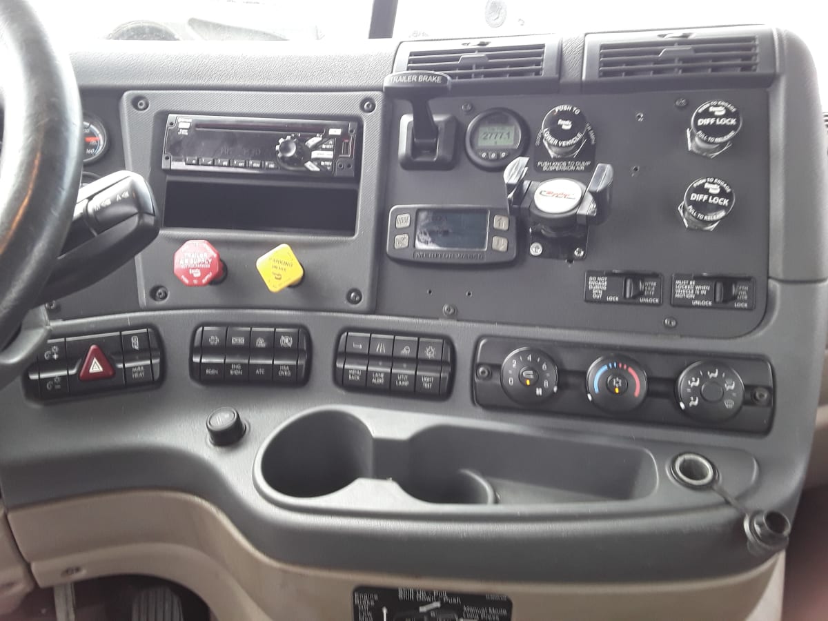 2018 Freightliner/Mercedes CASCADIA 125 749072