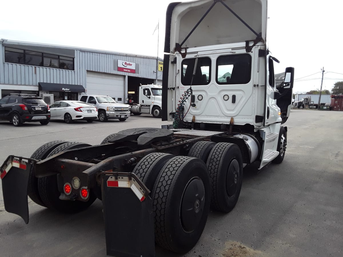 2018 Freightliner/Mercedes CASCADIA 125 749072