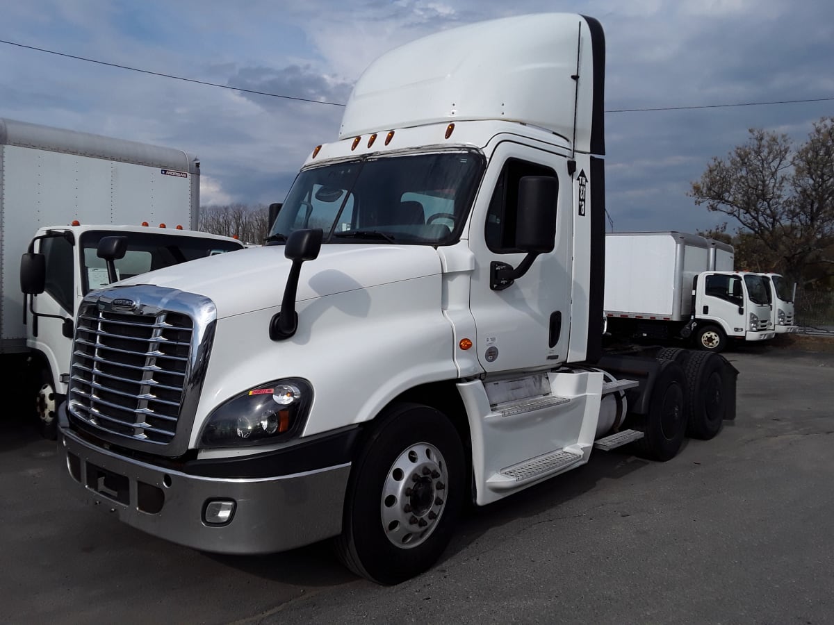 2018 Freightliner/Mercedes CASCADIA 125 749072