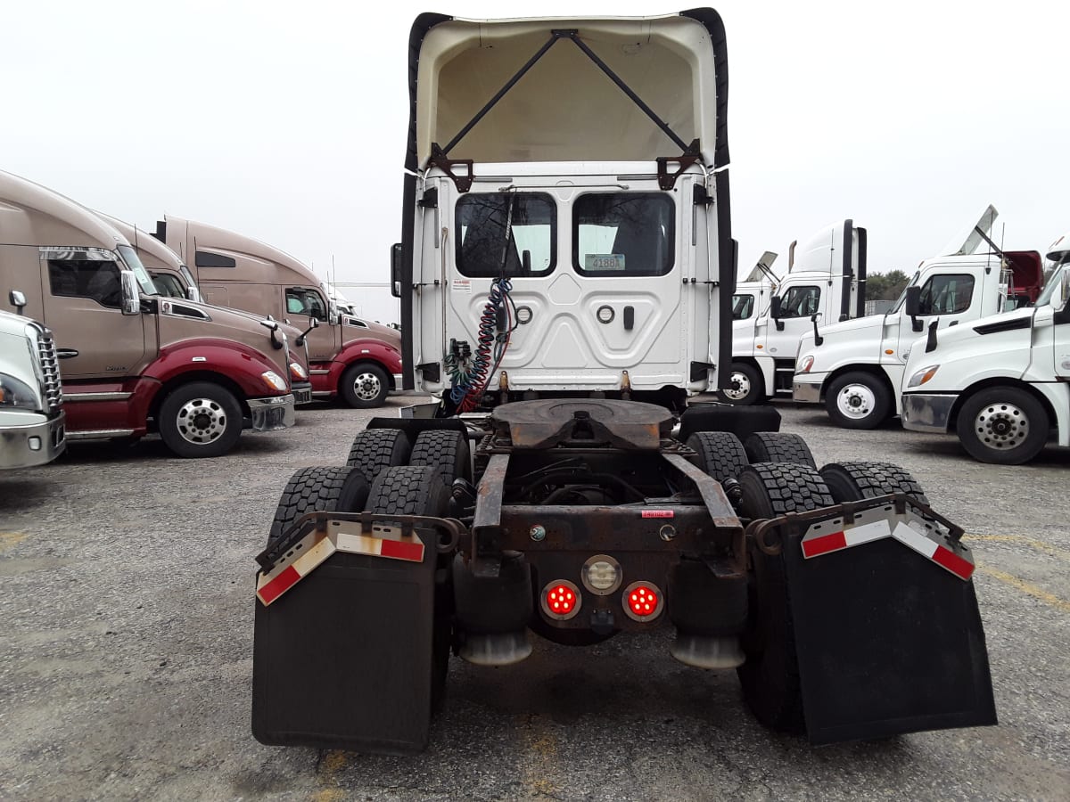 2018 Freightliner/Mercedes CASCADIA 125 749102