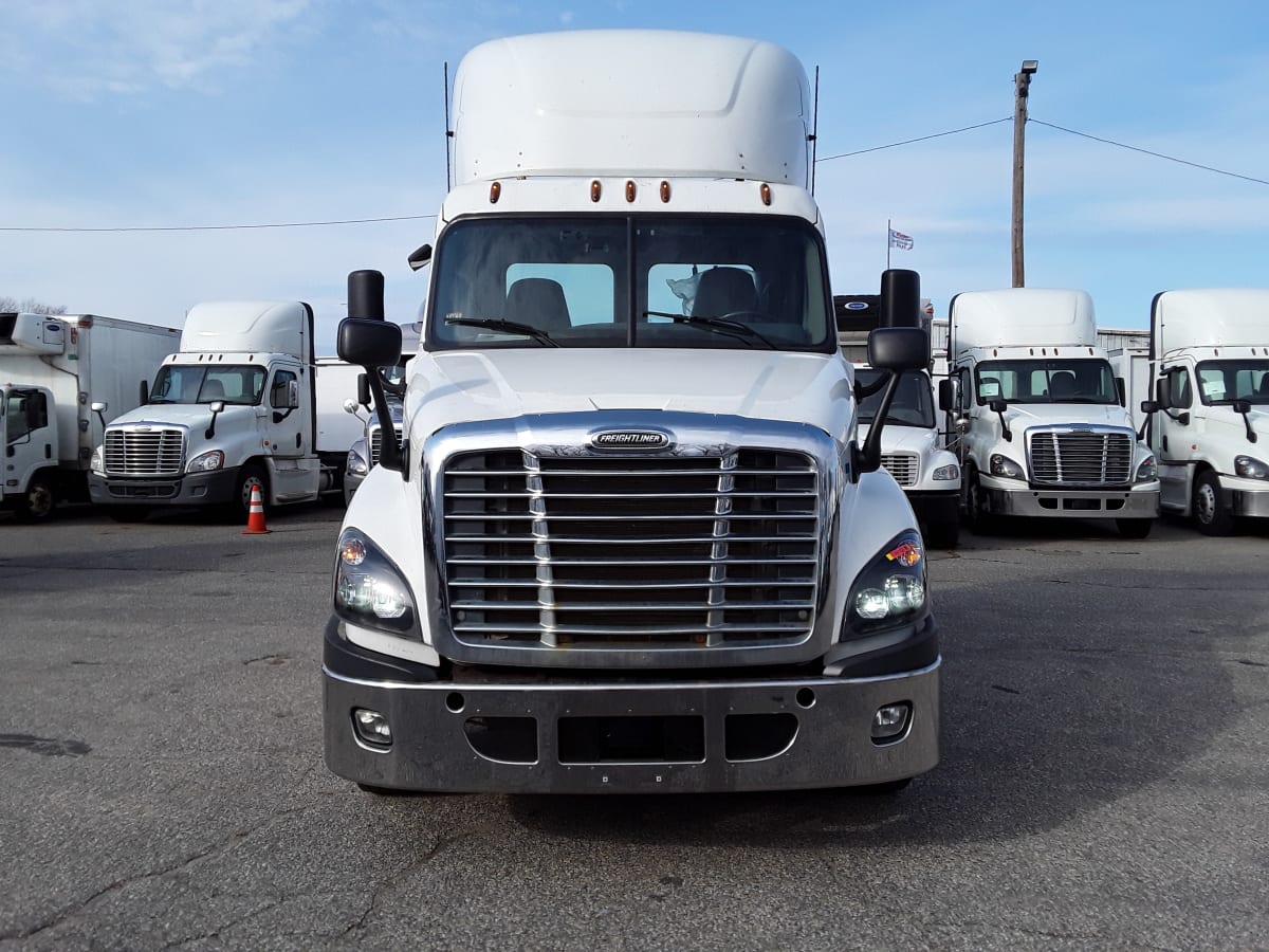 2018 Freightliner/Mercedes CASCADIA 125 749103