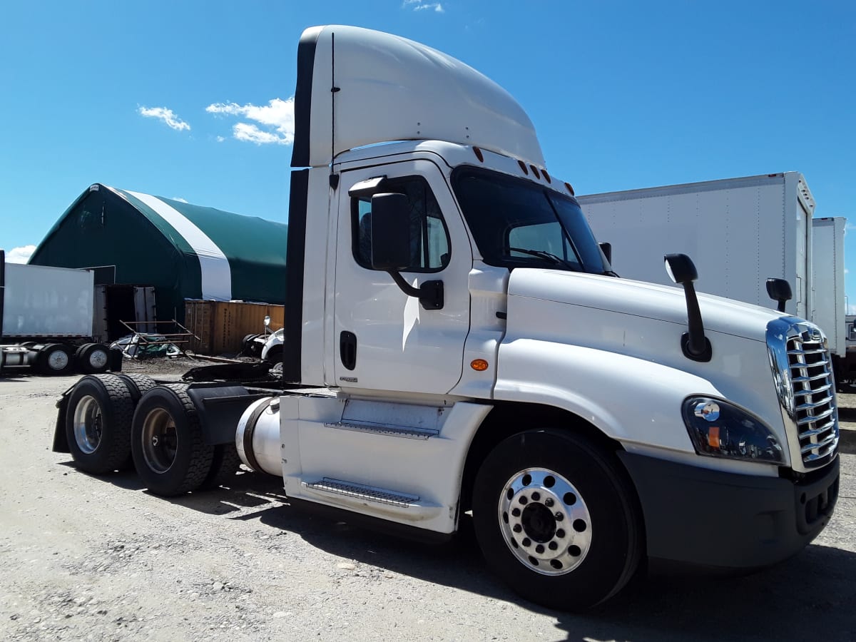 2018 Freightliner/Mercedes CASCADIA 125 749104