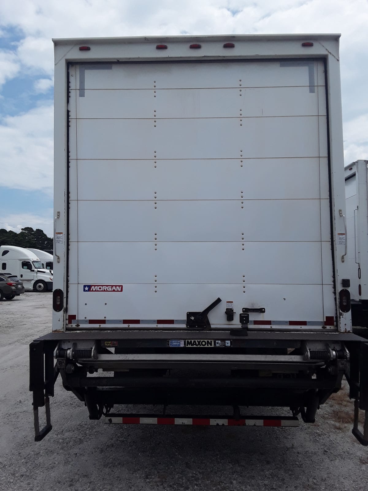 2018 Freightliner/Mercedes M2 106 749219