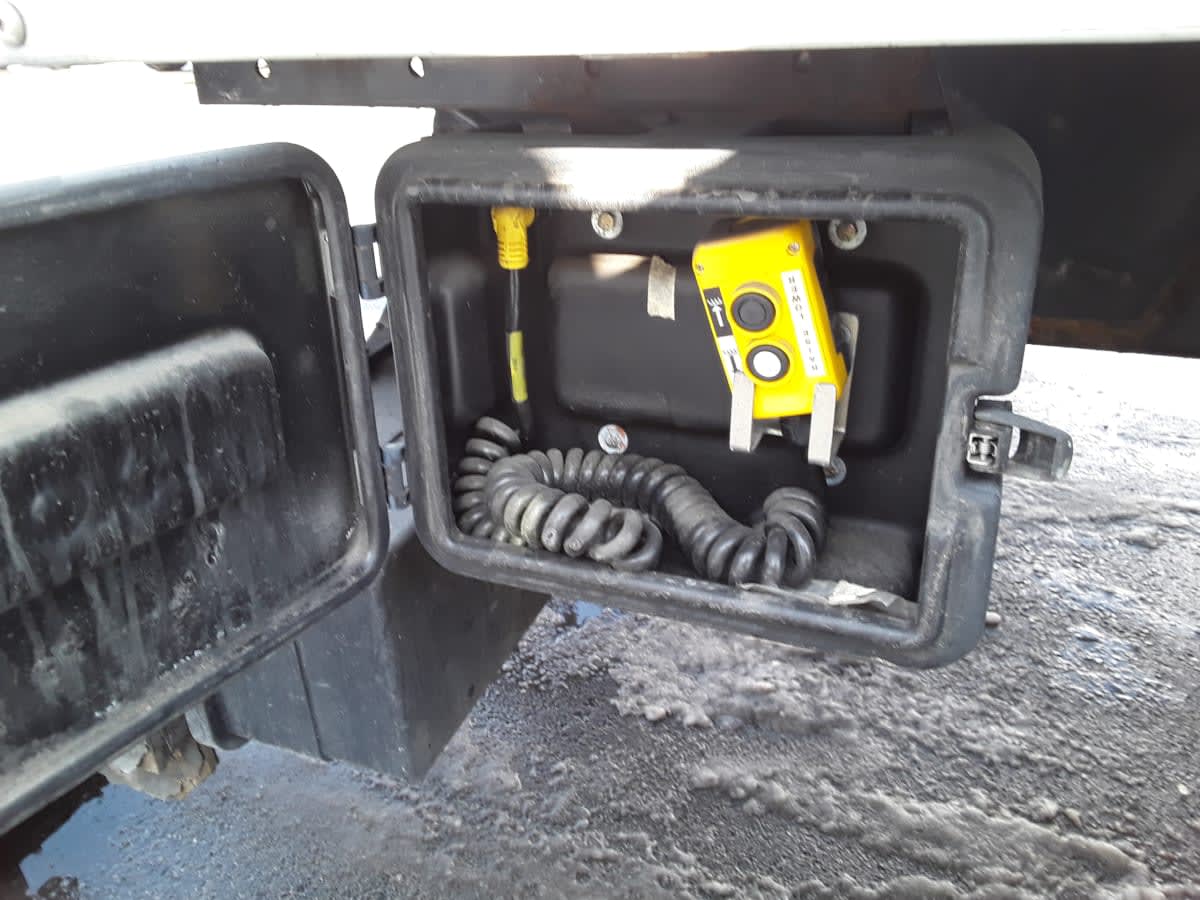 2018 Freightliner/Mercedes M2 106 749299