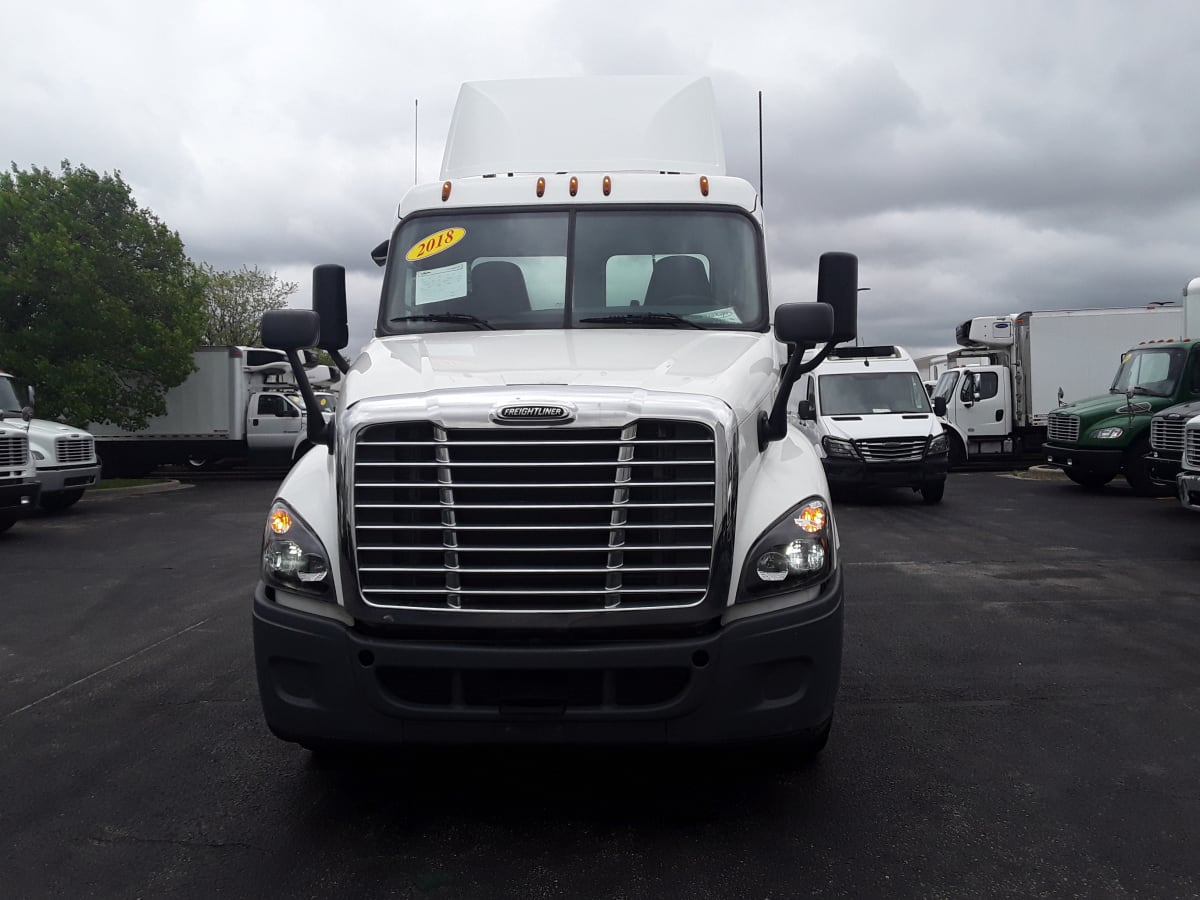 2018 Freightliner/Mercedes CASCADIA 125 749401