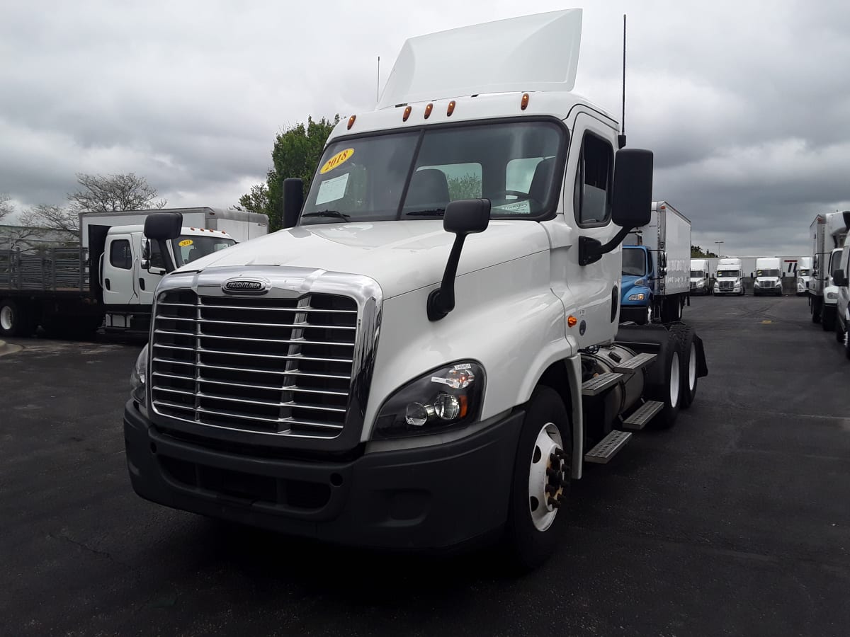 2018 Freightliner/Mercedes CASCADIA 125 749401