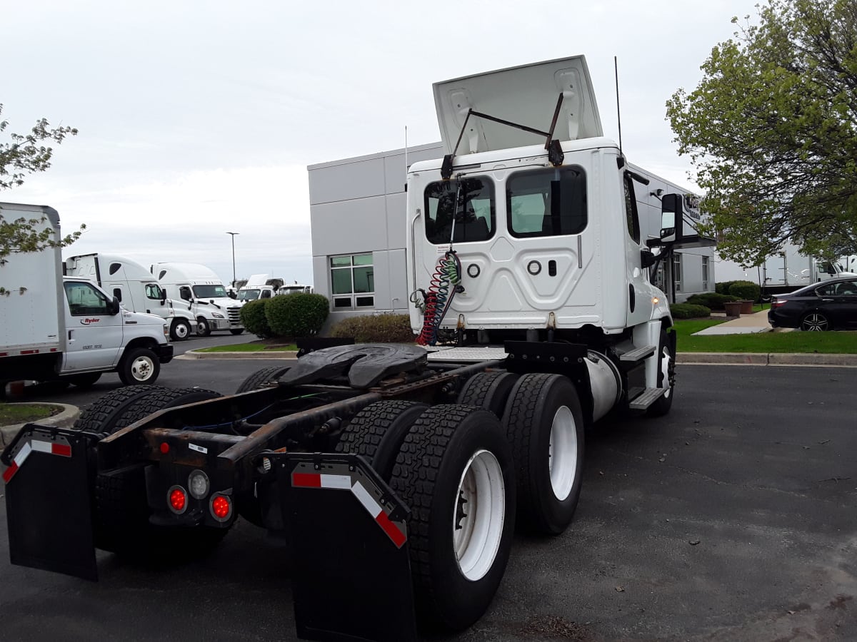 2018 Freightliner/Mercedes CASCADIA 125 749402