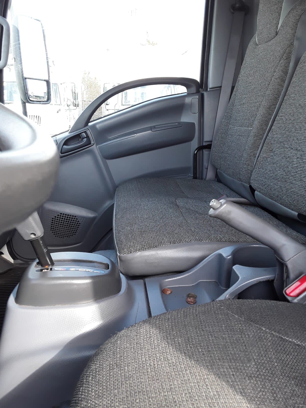2018 Isuzu NRR 749470
