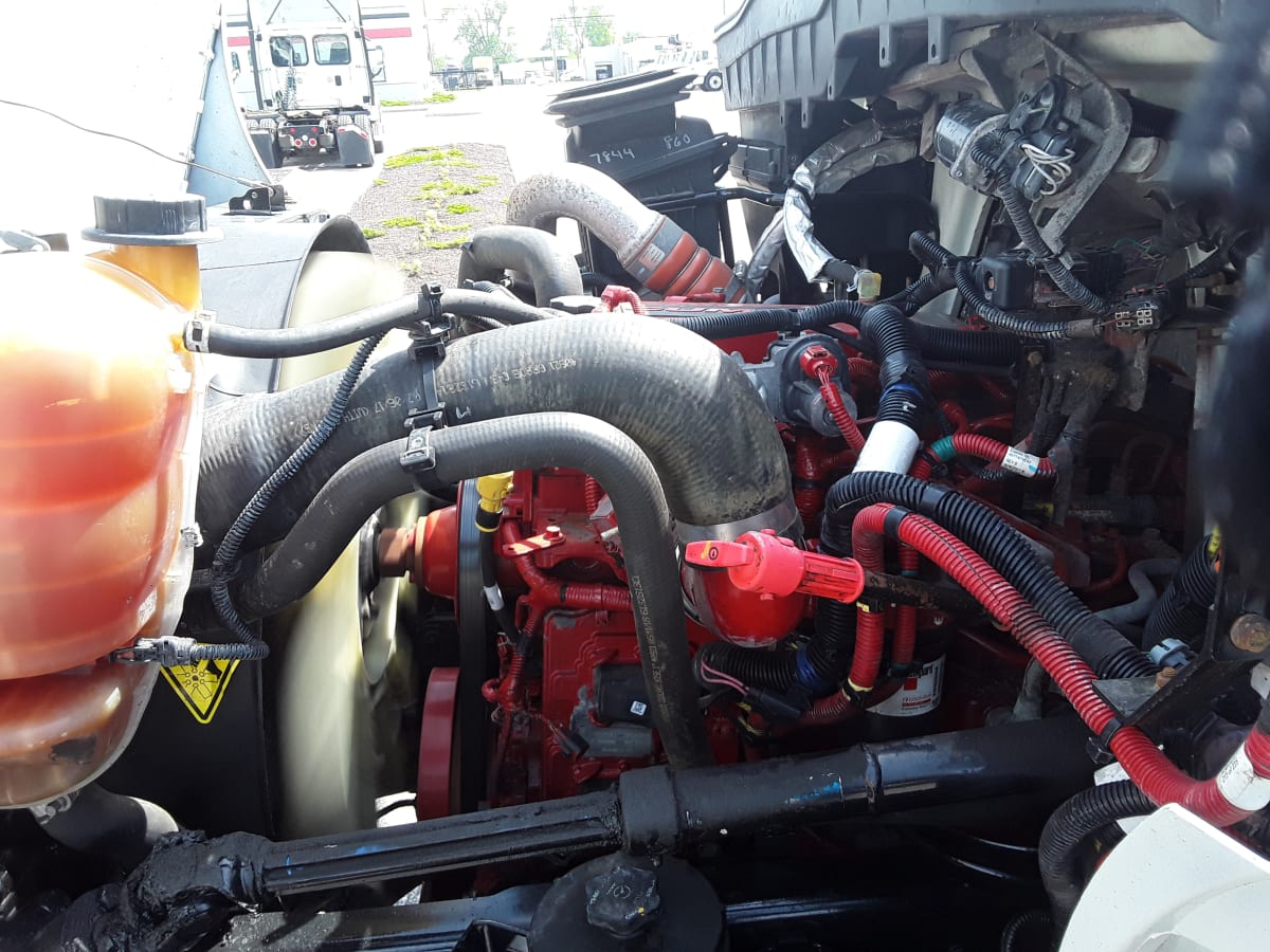 2018 Navistar International 4300 749525