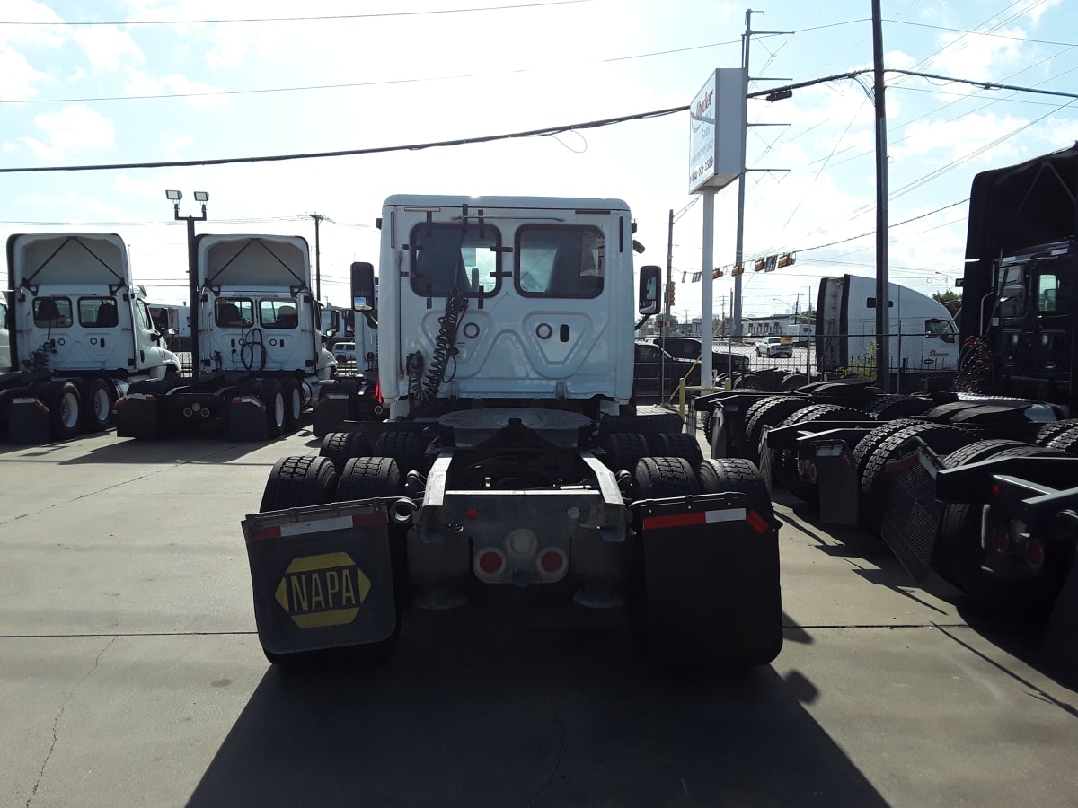 2018 Freightliner/Mercedes CASCADIA 125 749699
