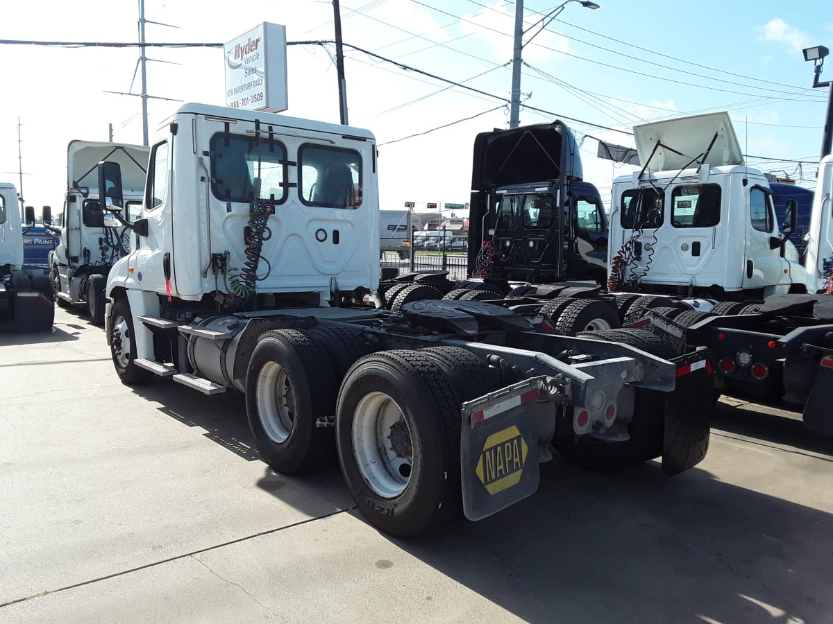 2018 Freightliner/Mercedes CASCADIA 125 749699