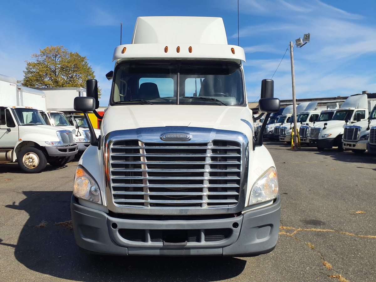2018 Freightliner/Mercedes CASCADIA 125 749702