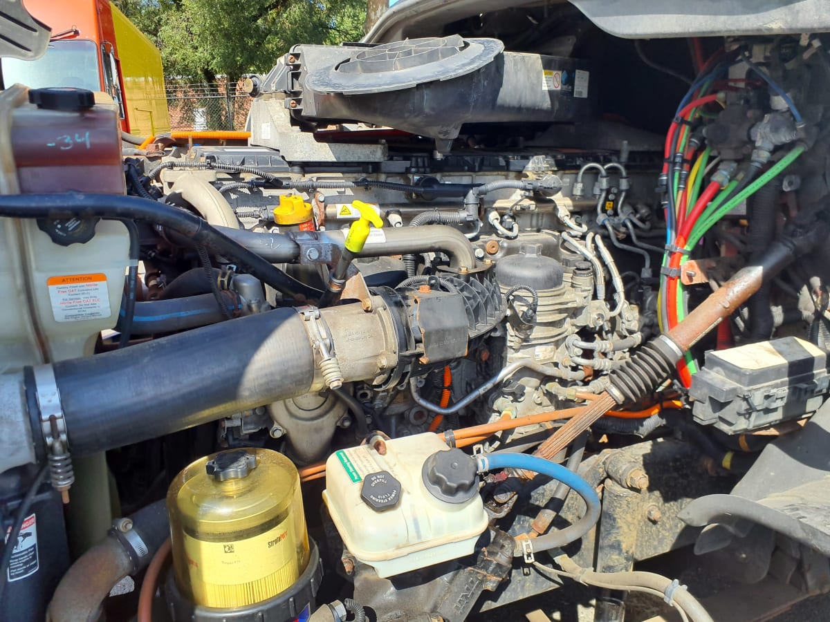 2018 Freightliner/Mercedes CASCADIA 125 749702