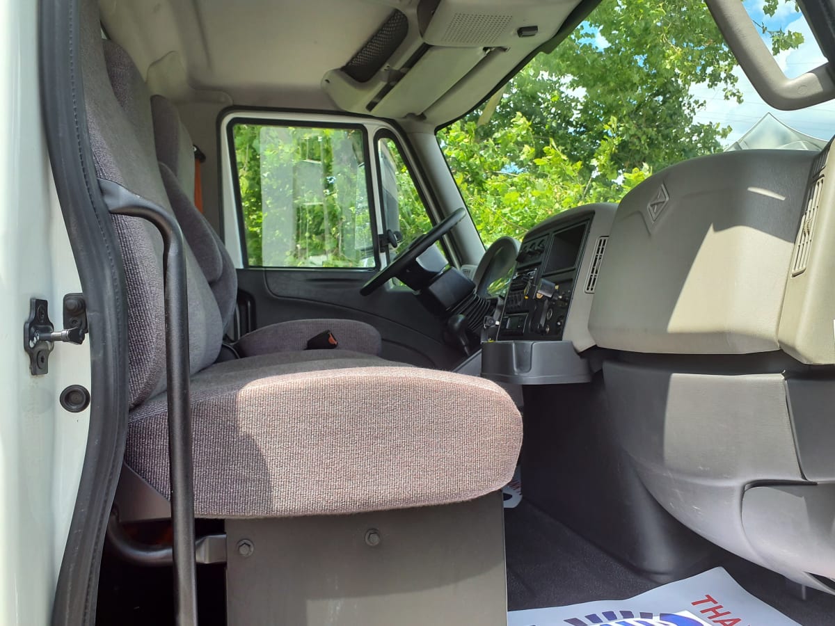 2018 Navistar International 4300 749747