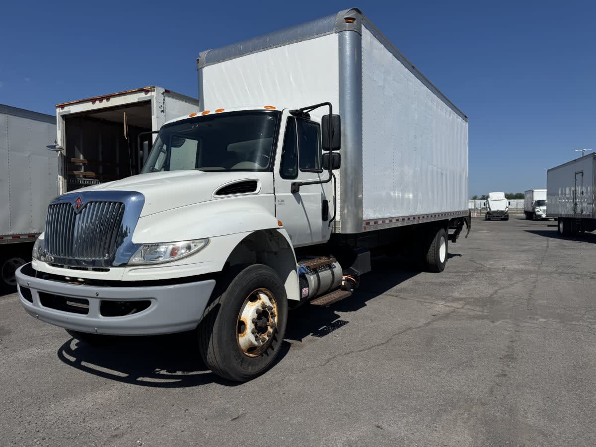 2018 Navistar International 4300 749748