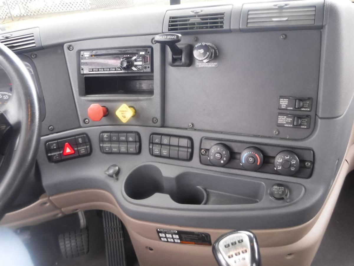 2018 Freightliner/Mercedes CASCADIA 125 749804