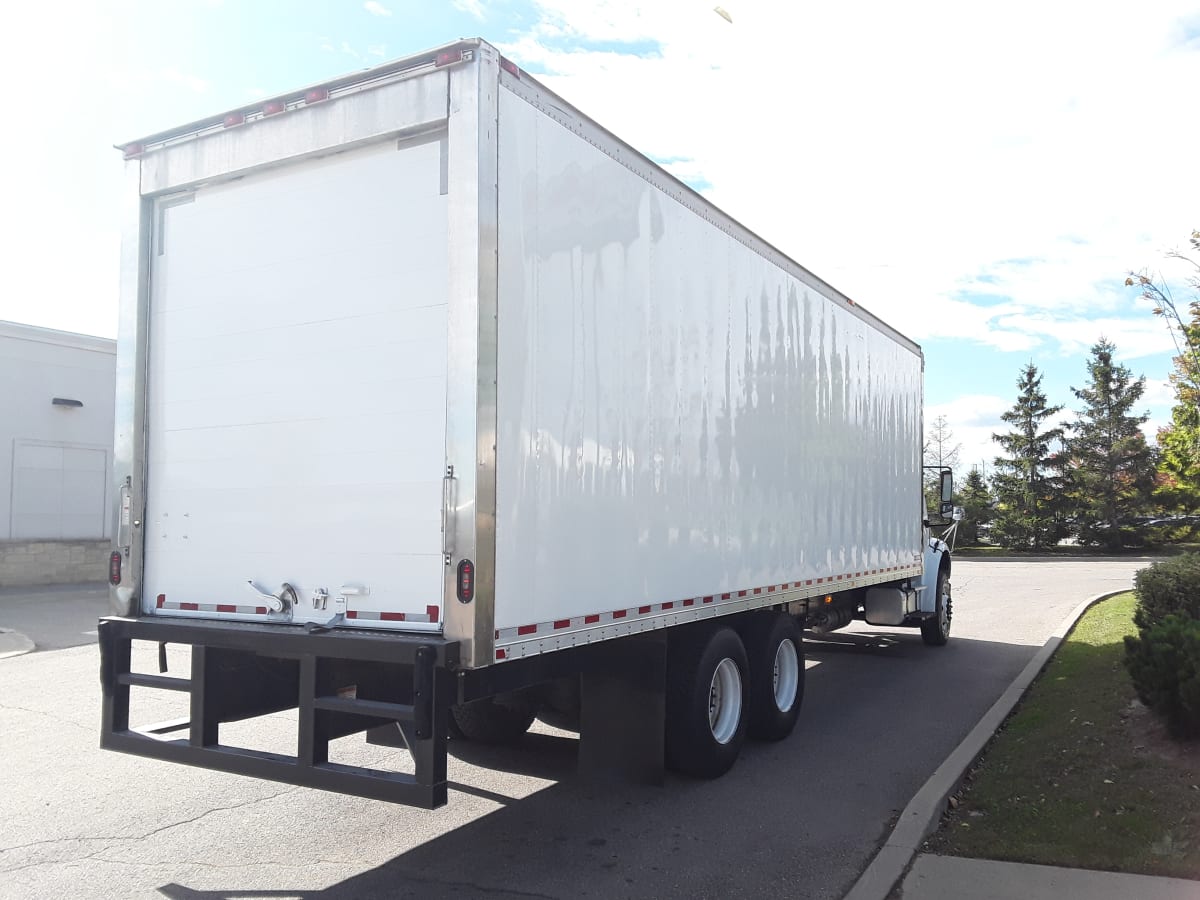 2018 Freightliner/Mercedes M2 106 750025