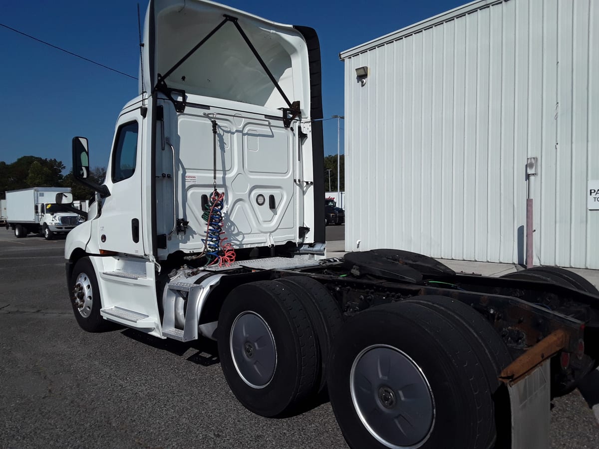 2018 Freightliner/Mercedes NEW CASCADIA PX12664 750186