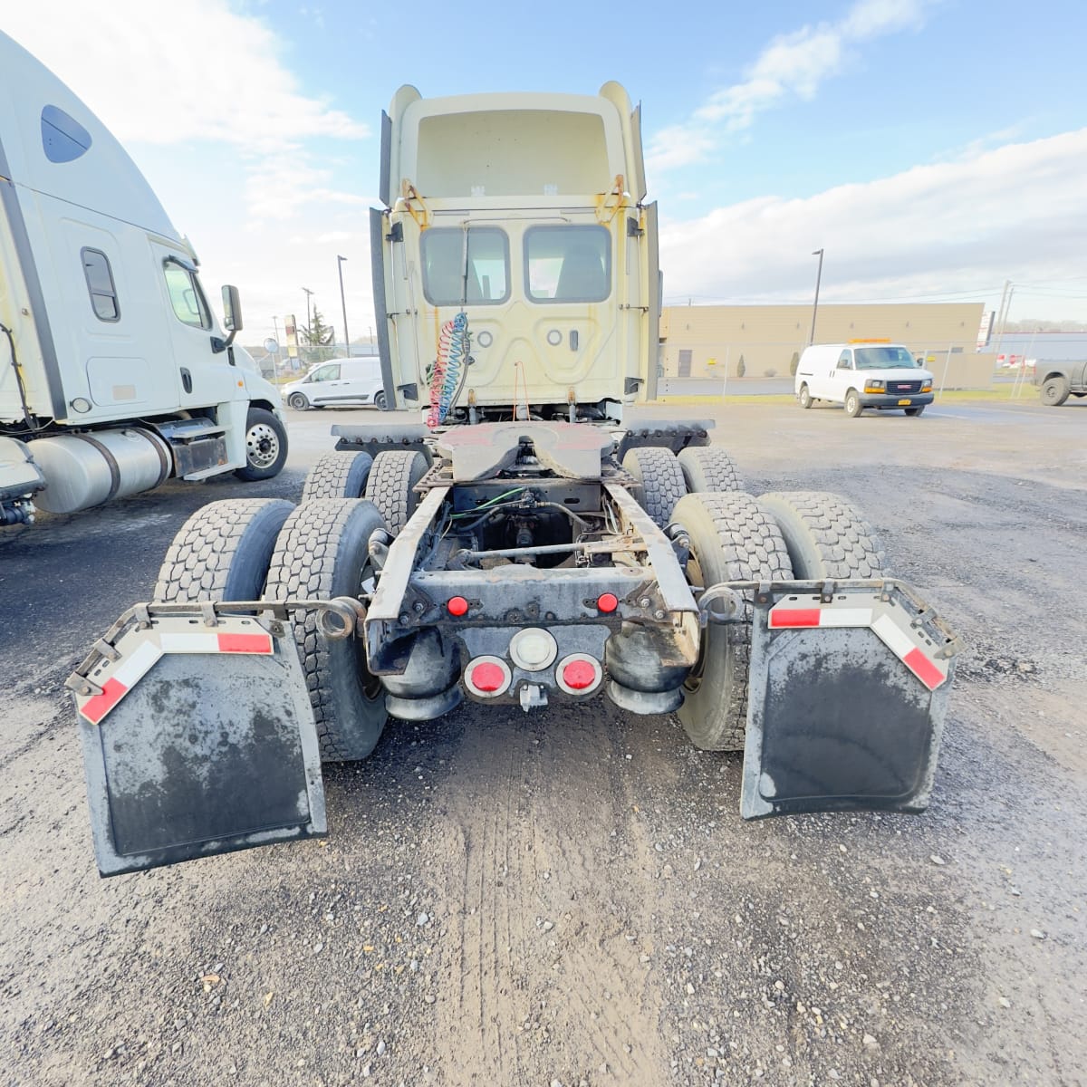 2018 Freightliner/Mercedes CASCADIA 125 750236