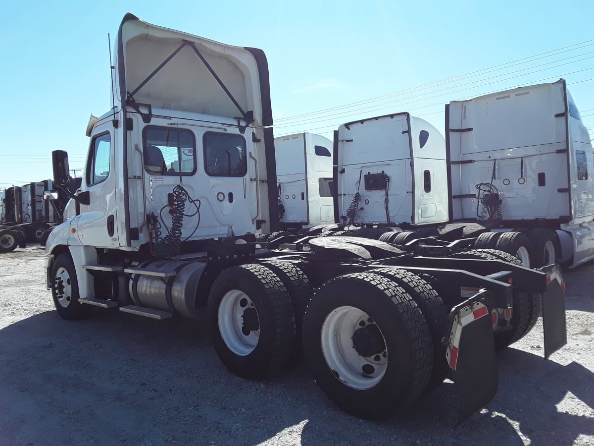 2018 Freightliner/Mercedes CASCADIA 125 750238