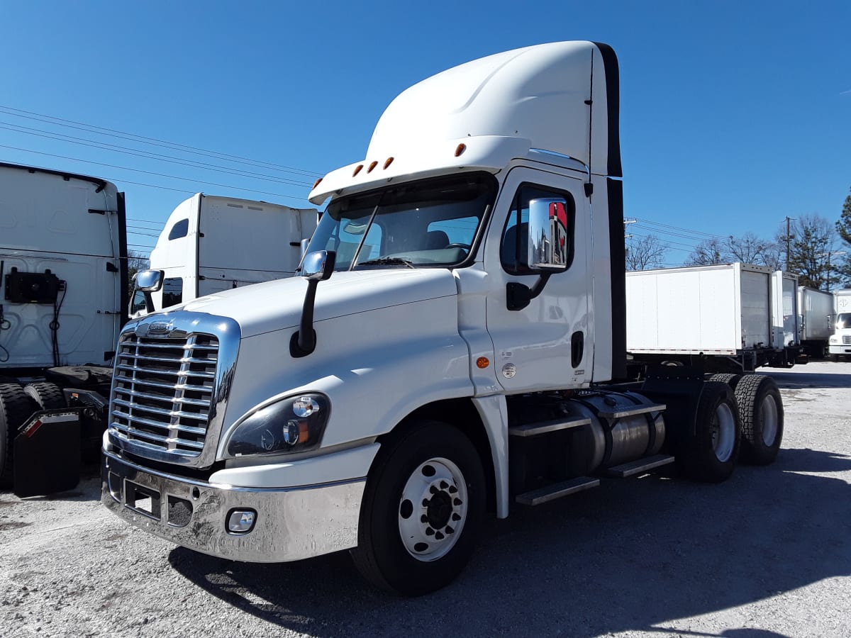 2018 Freightliner/Mercedes CASCADIA 125 750238