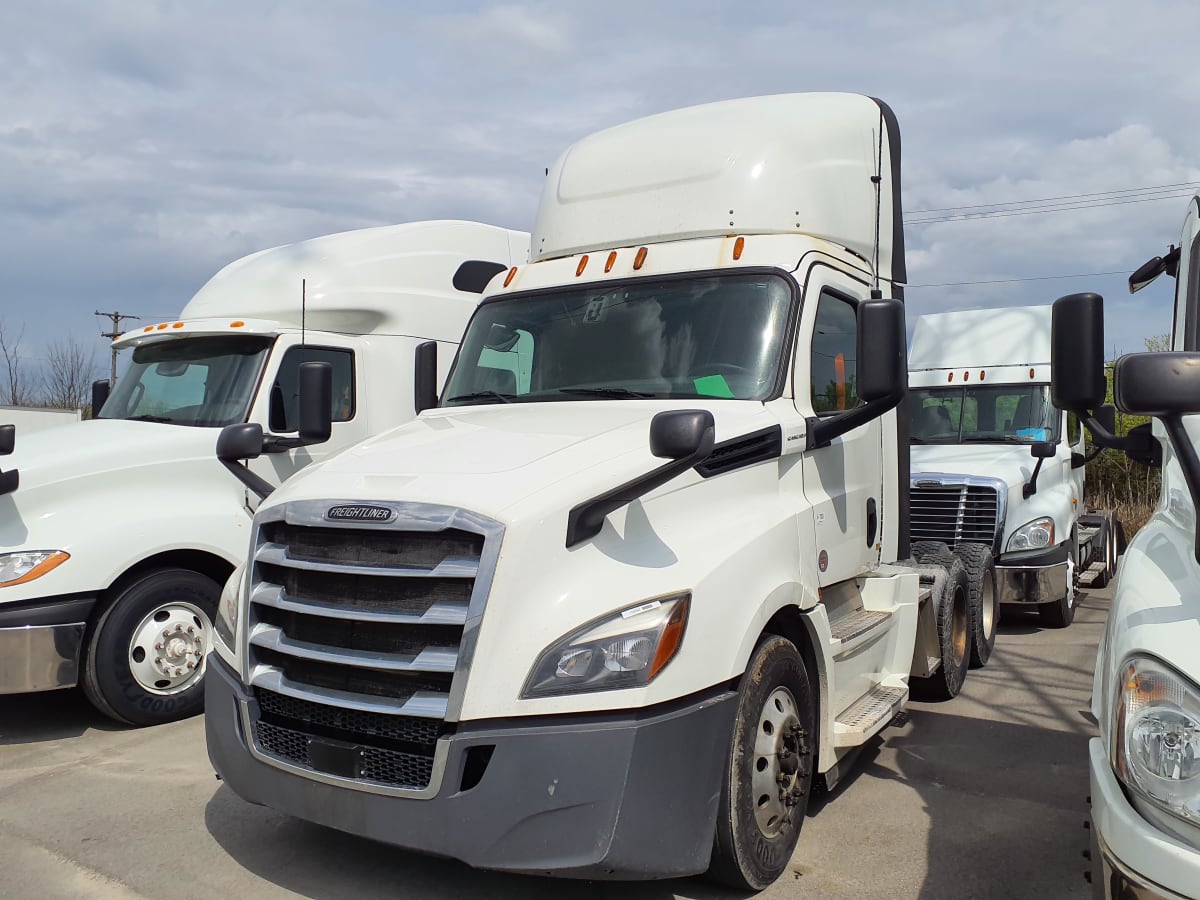 2018 Freightliner/Mercedes NEW CASCADIA PX12664 750262