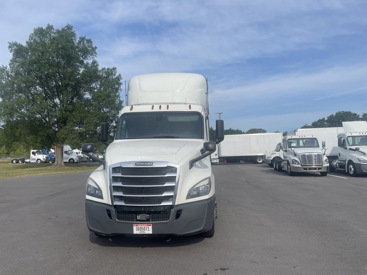 2018 Freightliner/Mercedes NEW CASCADIA PX12664 750264