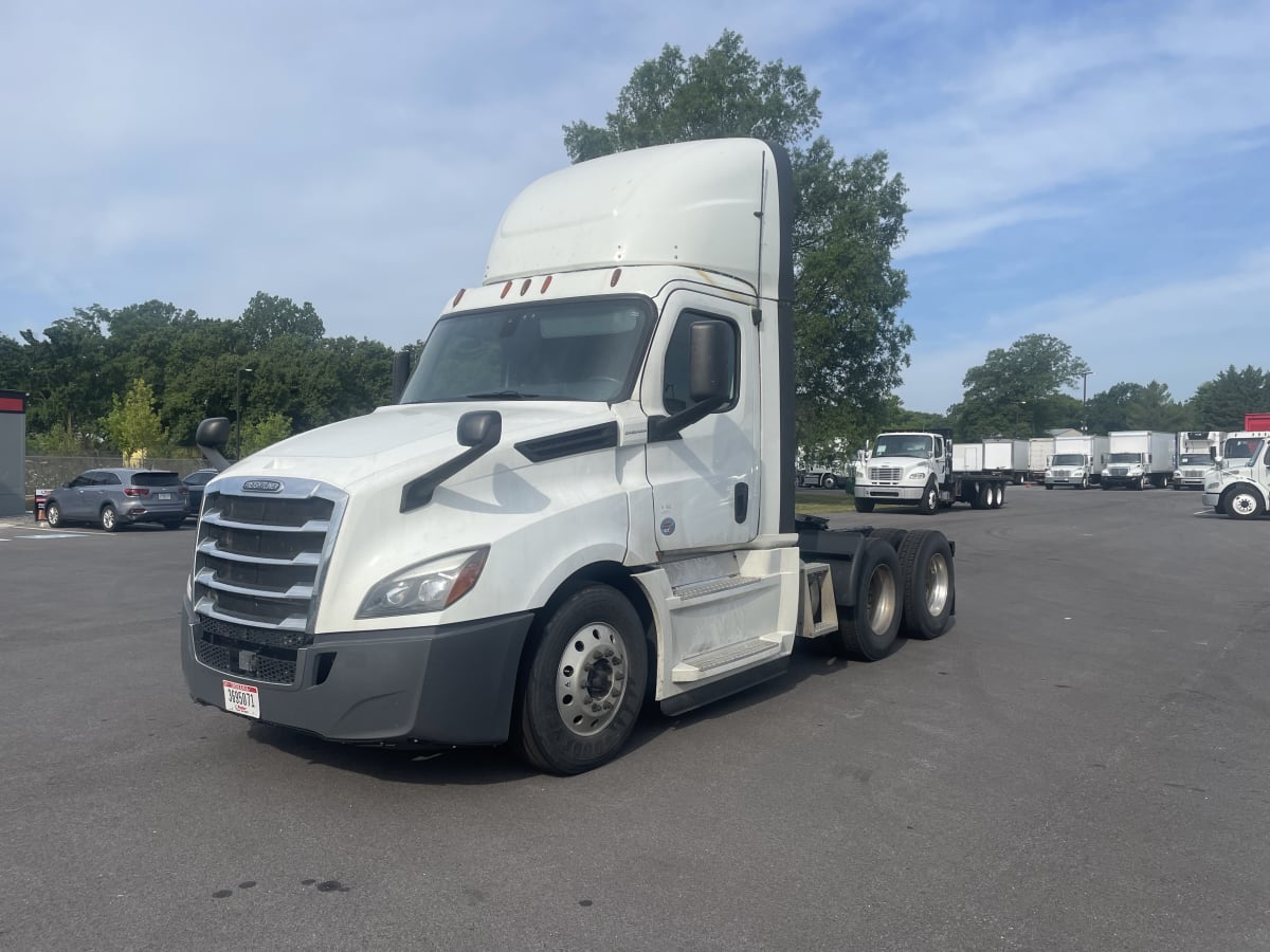 2018 Freightliner/Mercedes NEW CASCADIA PX12664 750264