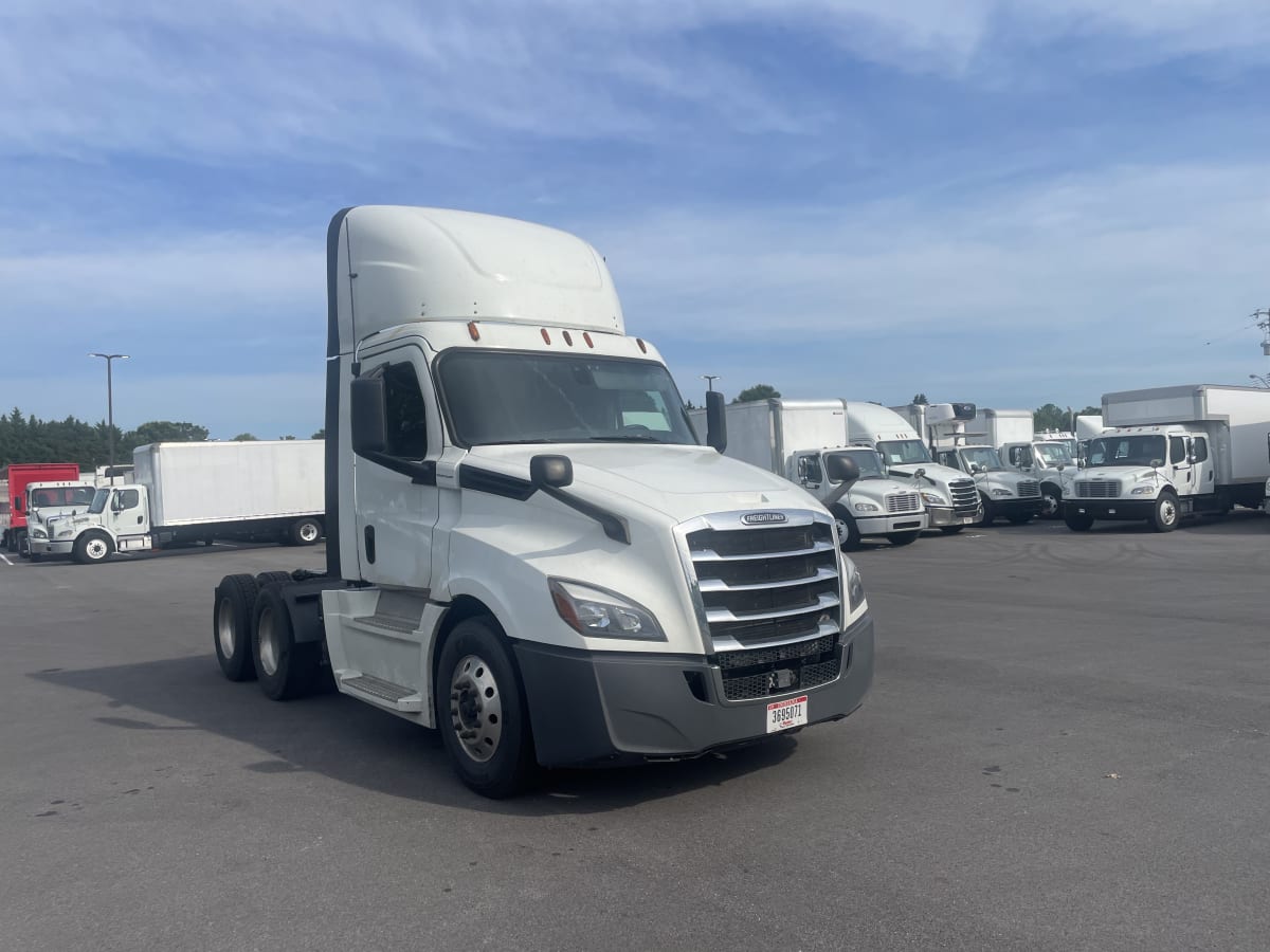 2018 Freightliner/Mercedes NEW CASCADIA PX12664 750264