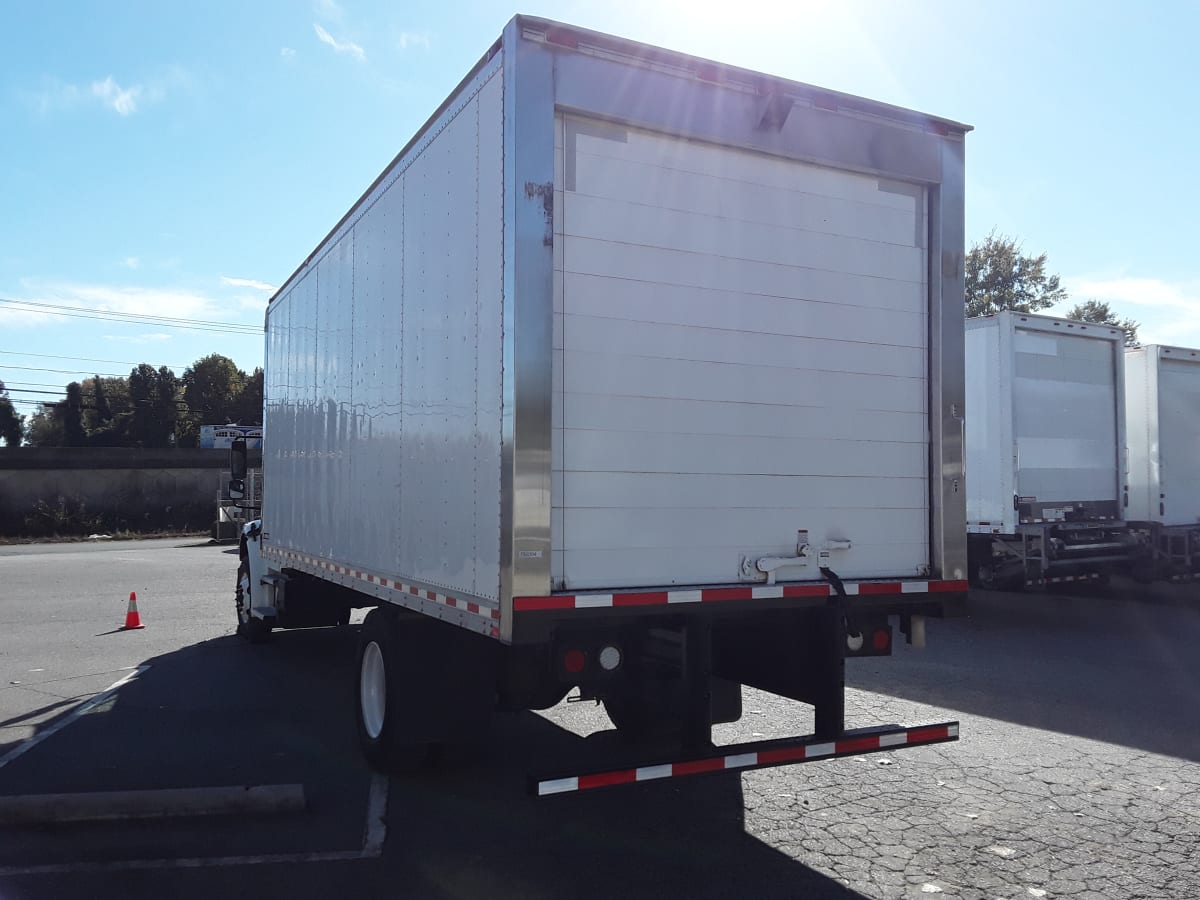 2018 Freightliner/Mercedes M2 106 750304