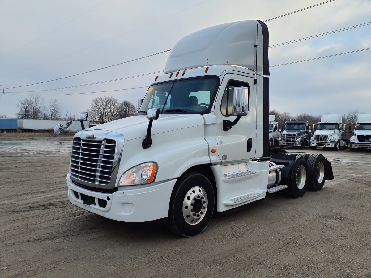 2018 Freightliner/Mercedes CASCADIA 125 750320