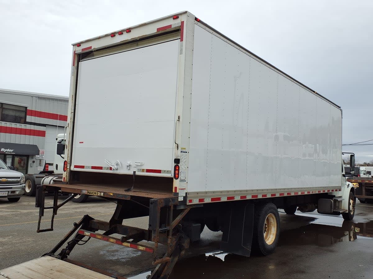 2018 Freightliner/Mercedes M2 106 750379