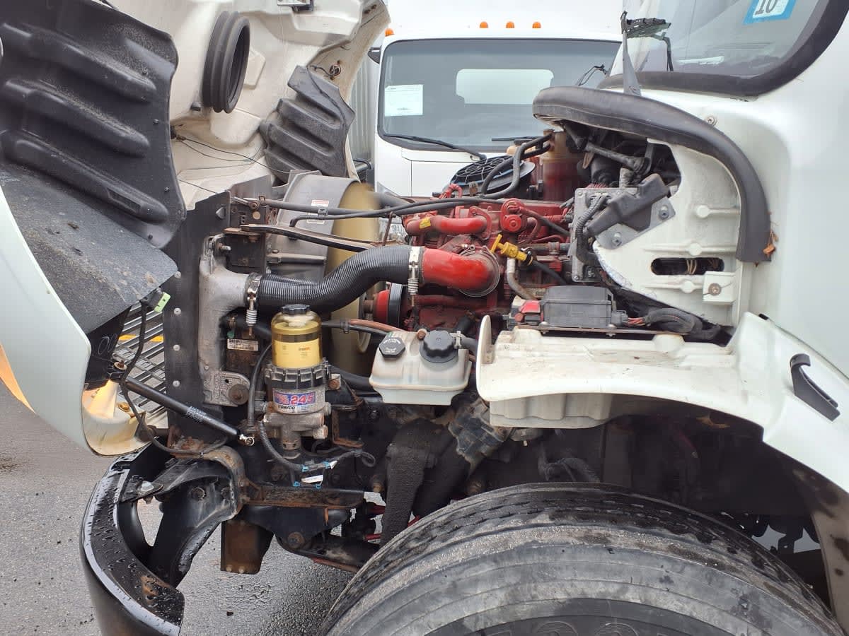 2018 Freightliner/Mercedes M2 106 750379