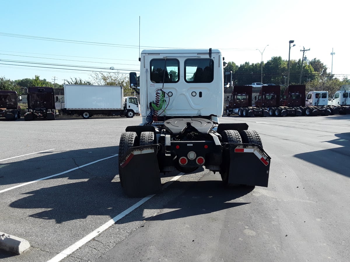 2018 Freightliner/Mercedes CASCADIA 113 750425
