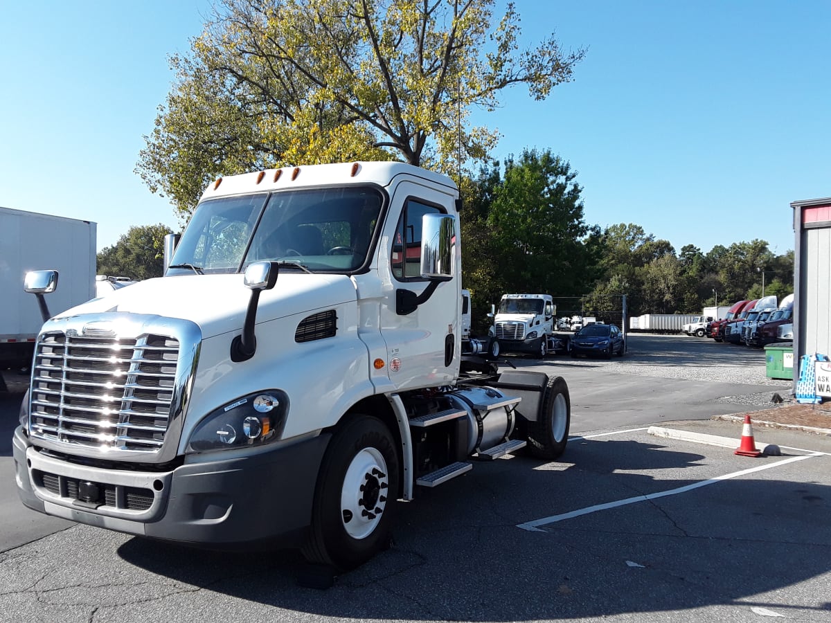2018 Freightliner/Mercedes CASCADIA 113 750425