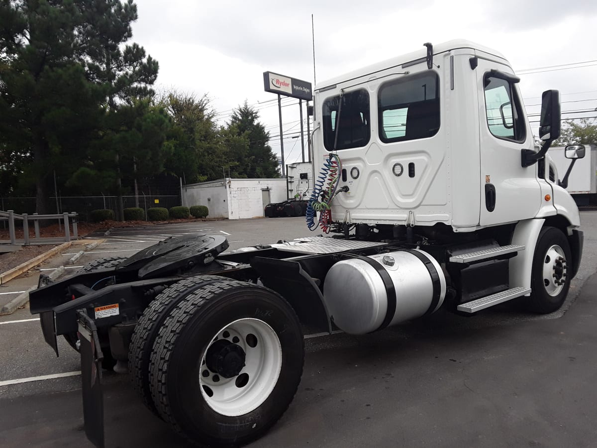 2018 Freightliner/Mercedes CASCADIA 113 750427