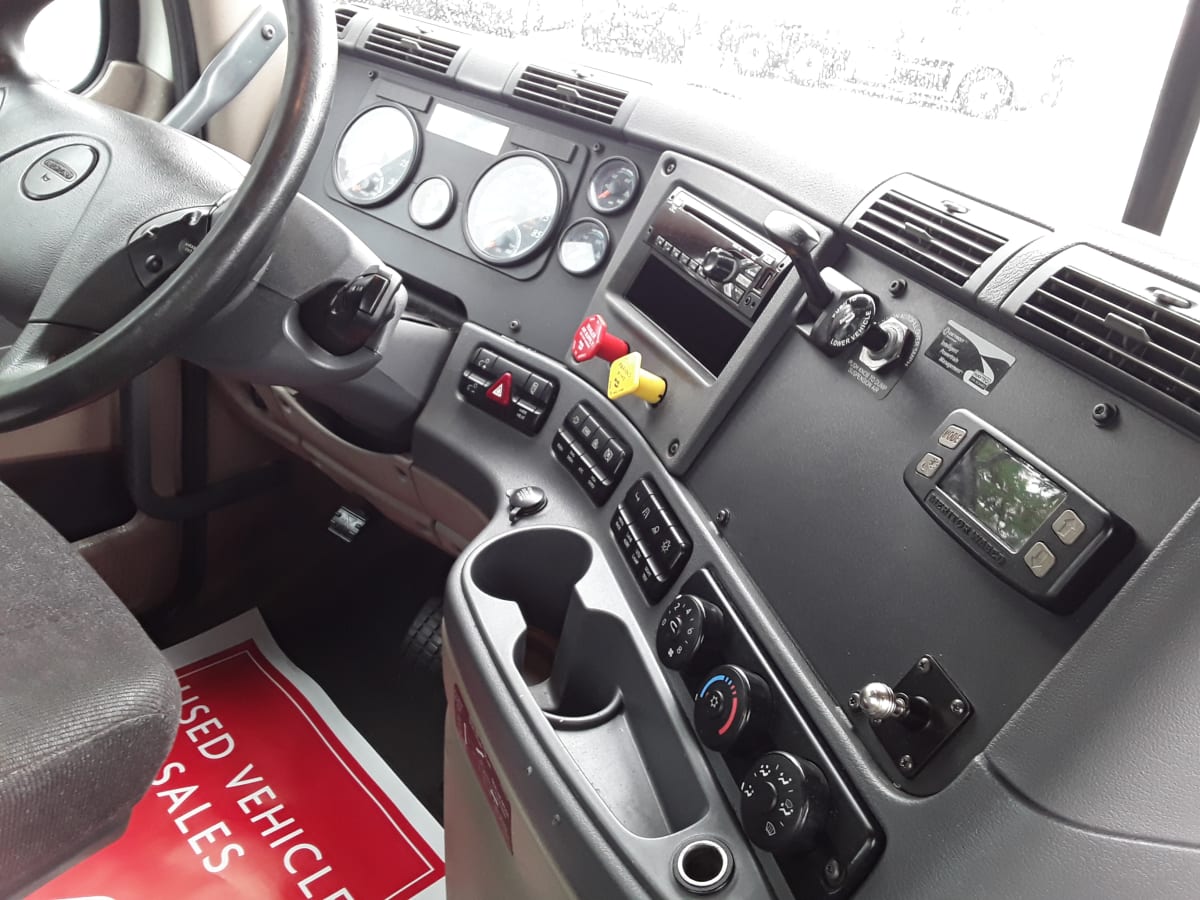 2018 Freightliner/Mercedes CASCADIA 113 750429