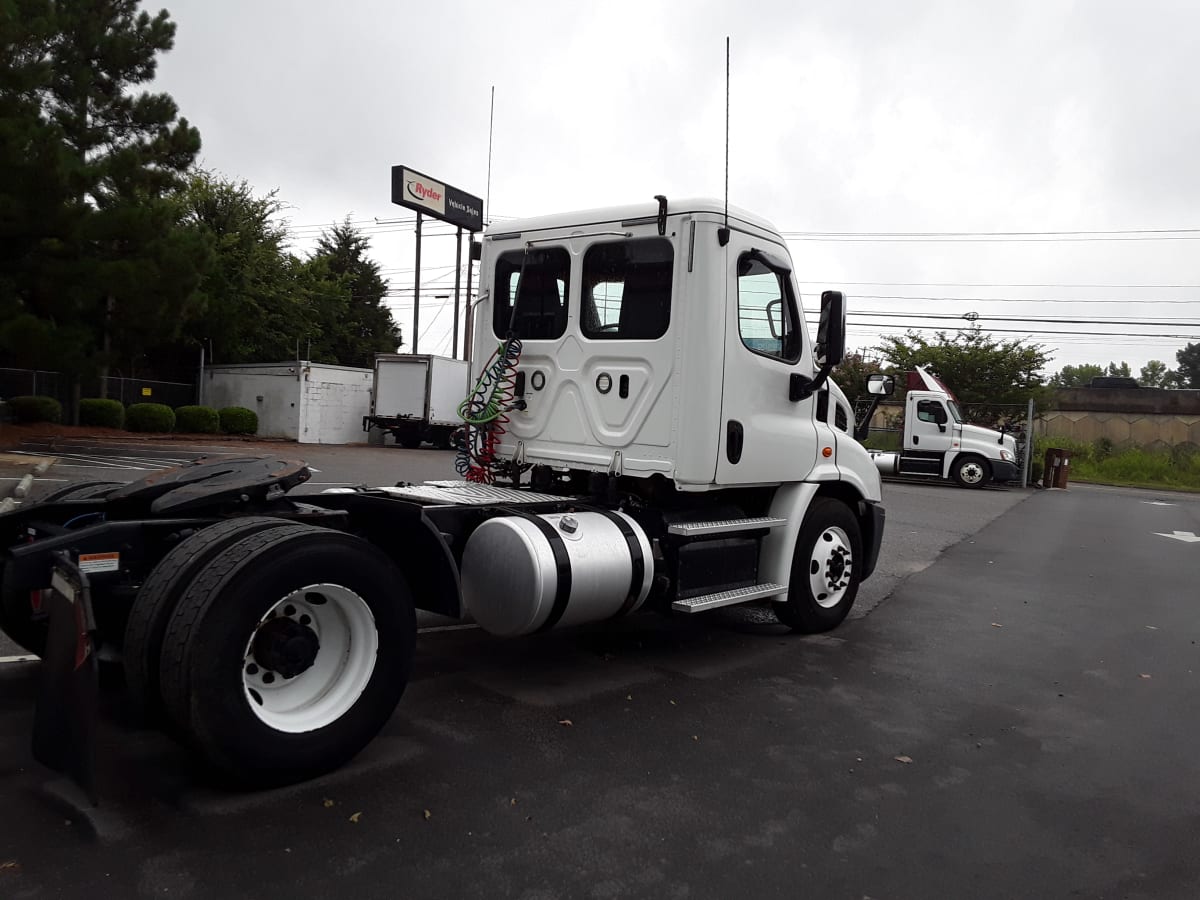 2018 Freightliner/Mercedes CASCADIA 113 750429