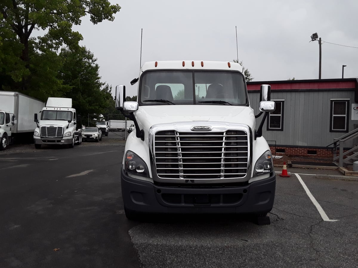 2018 Freightliner/Mercedes CASCADIA 113 750429