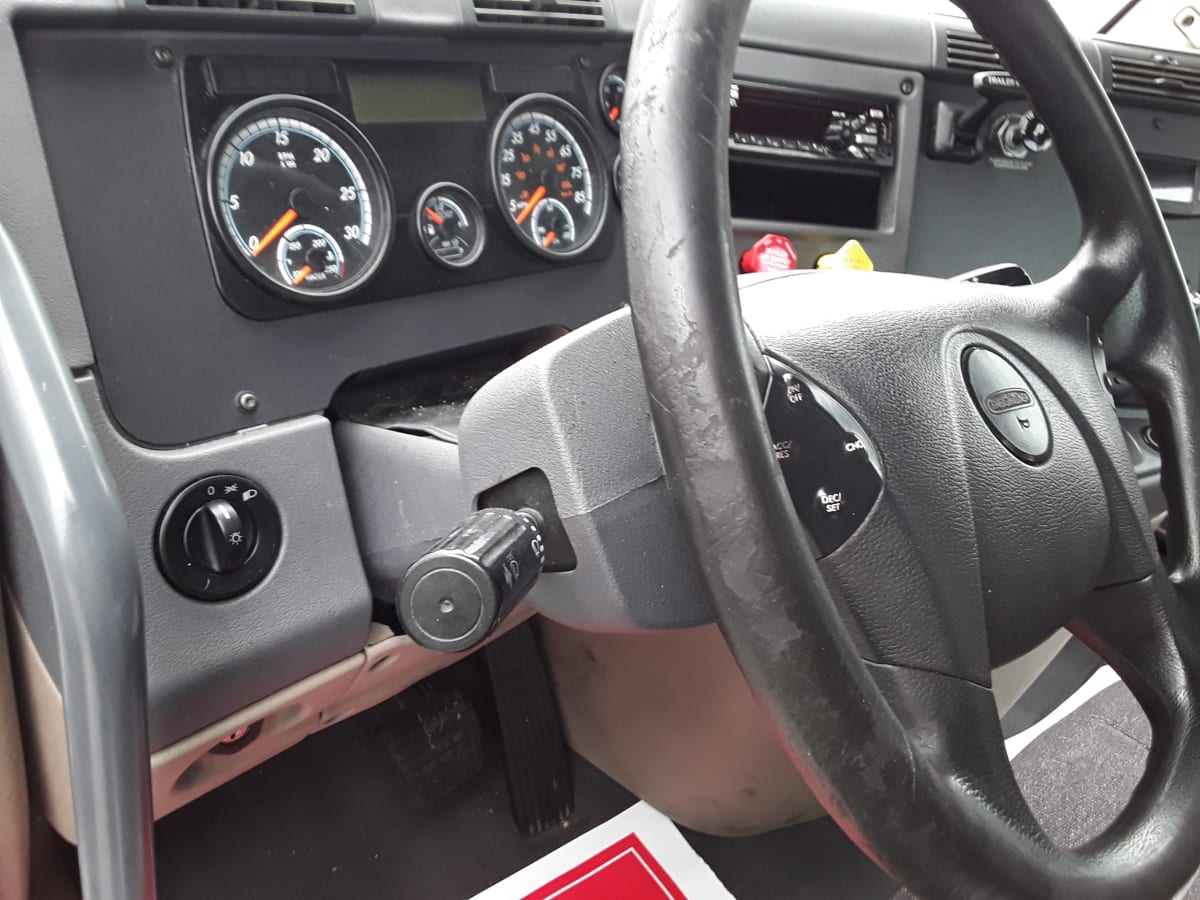 2018 Freightliner/Mercedes CASCADIA 113 750429