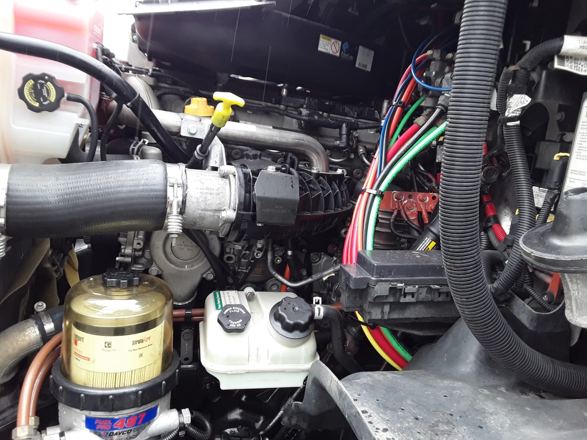 2018 Freightliner/Mercedes CASCADIA 113 750429