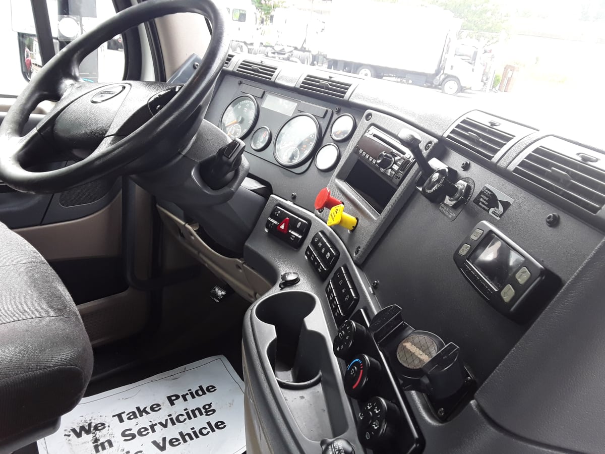 2018 Freightliner/Mercedes CASCADIA 113 750430