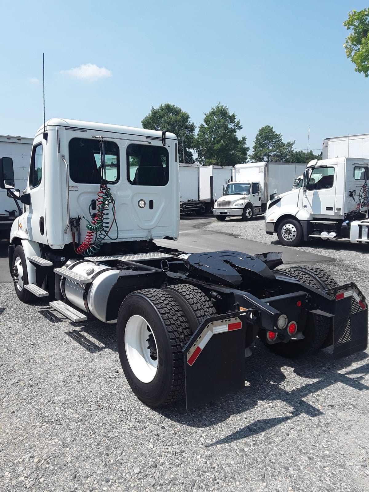 2018 Freightliner/Mercedes CASCADIA 113 750431